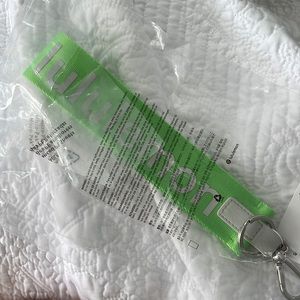 NWT Never Lost Keychain